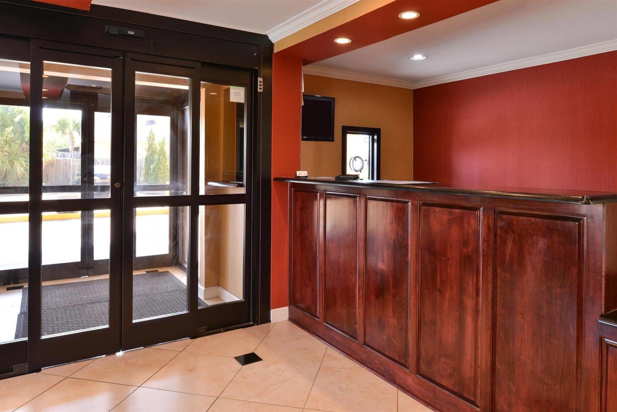 Americas Best Value Inn Denham Springs Exterior foto